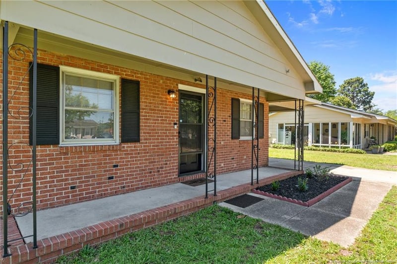 3649 Marcliff Rd, Hope Mills, NC 28348
