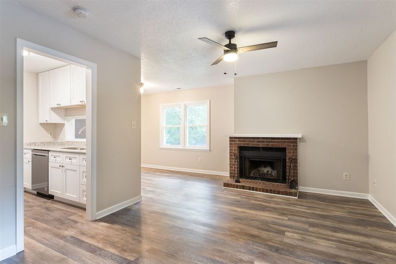 3649 Mill Rn #15, Raleigh, NC 27612