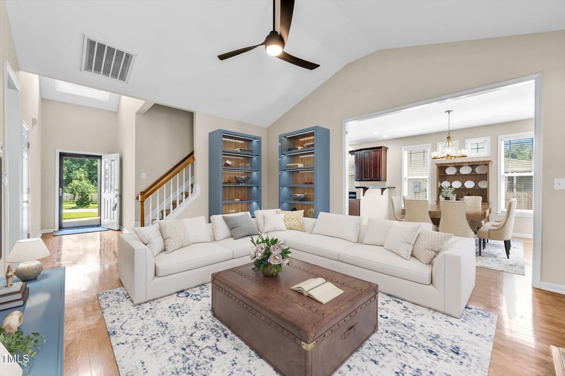 365 Collinsworth Dr, Clayton, NC 27527