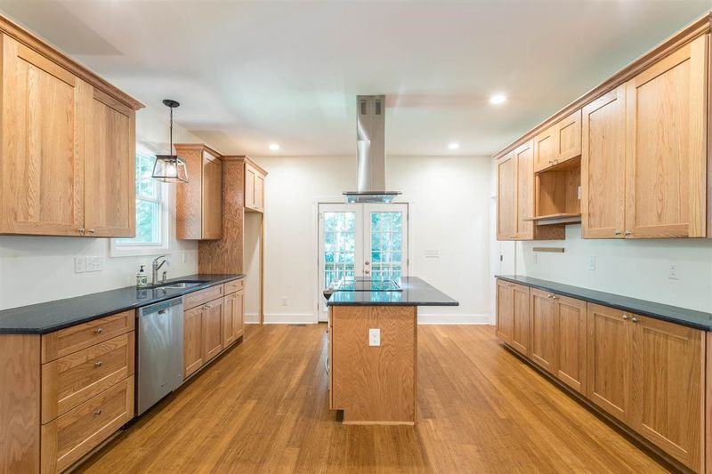 365 E Cornwallis Rd, Pittsboro, NC 27312