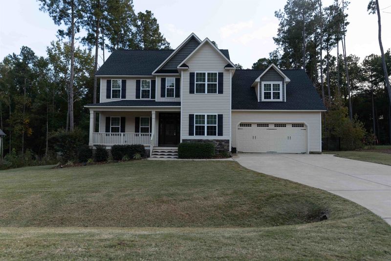 365 Knights Bridge Dr, Clayton, NC 27520