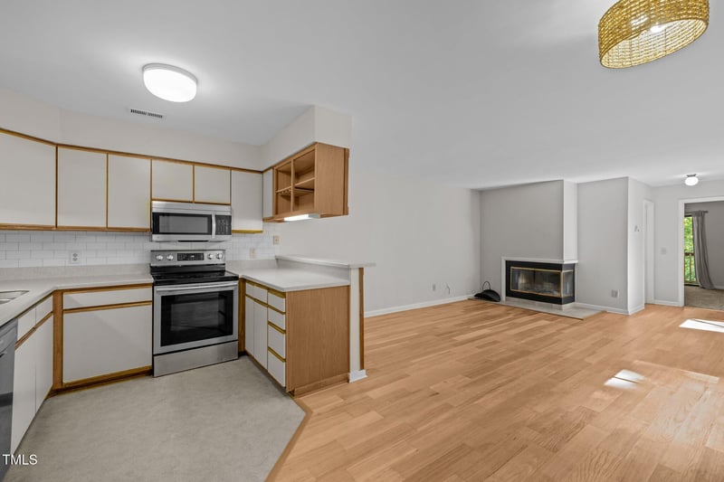 365 Summerwalk Cir, Chapel Hill, NC 27517