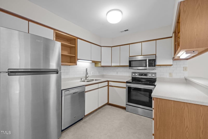 365 Summerwalk Cir, Chapel Hill, NC 27517