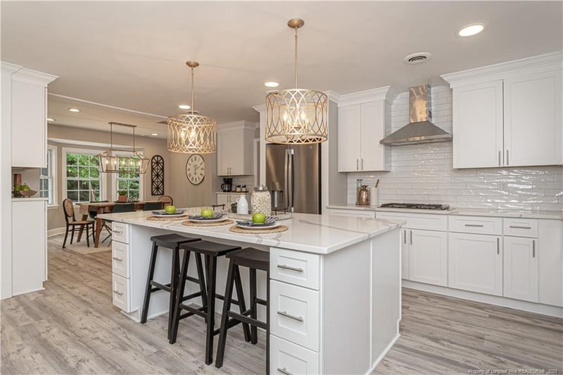 365 Valley Rd, Fayetteville, NC 28305