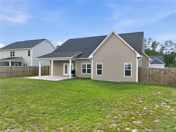 365 Whitestone Dr, Fayetteville, NC 28312