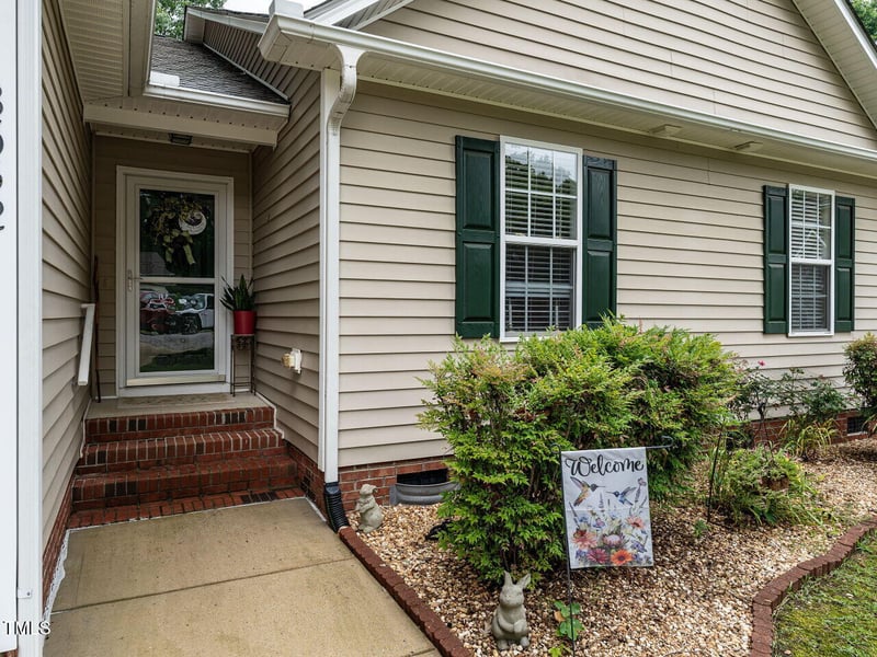 3652 Cotton Gin Dr, Clayton, NC 27527