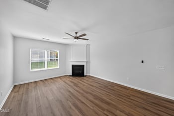3653 Althorp Dr, Raleigh, NC 27616