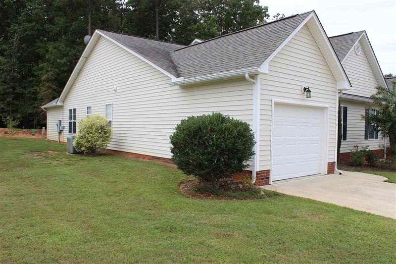 3656 E Cotton Gin Dr, Clayton, NC 27527
