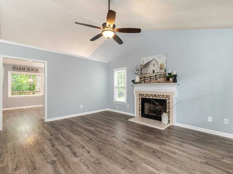 366 Amherst Creek Dr, Wake Forest, NC 27587