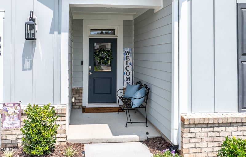 366 Bramble Ln, Clayton, NC 27527