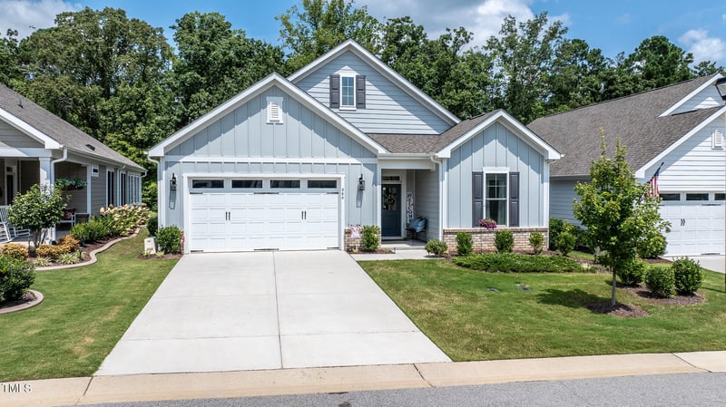 366 Bramble Ln, Clayton, NC 27527