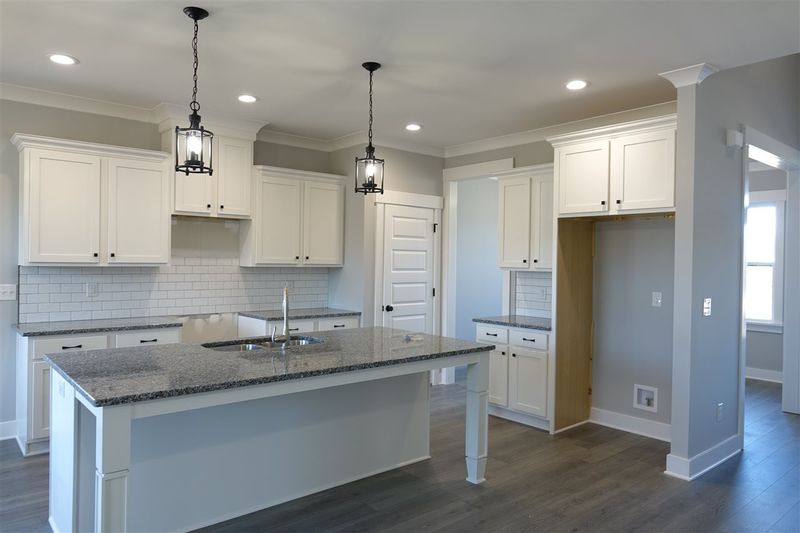 366 Farmall Dr, Smithfield, NC 27577