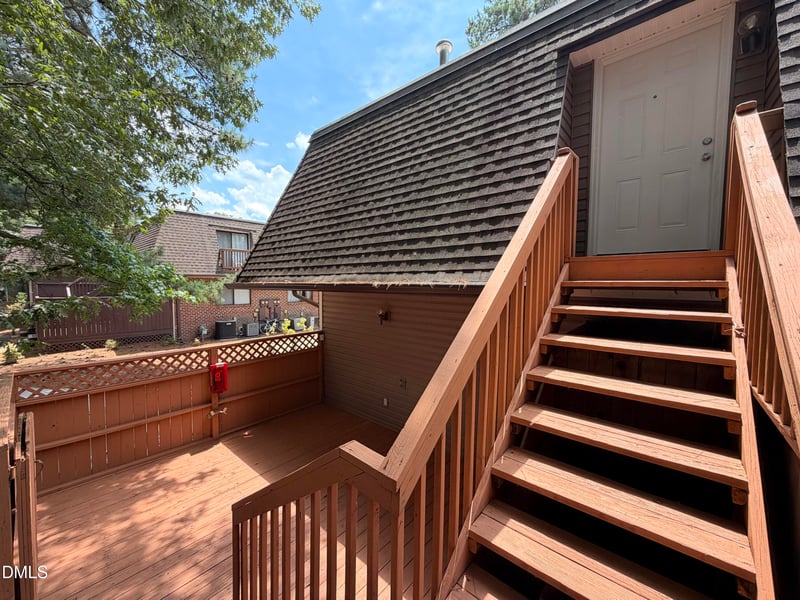 366 Summerwalk Cir, Chapel Hill, NC 27517