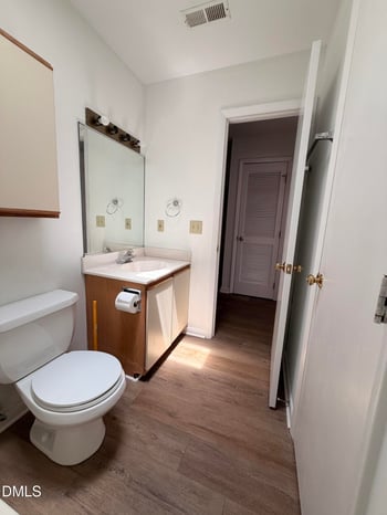 366 Summerwalk Cir, Chapel Hill, NC 27517