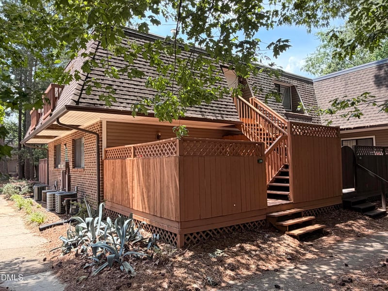 366 Summerwalk Cir, Chapel Hill, NC 27517