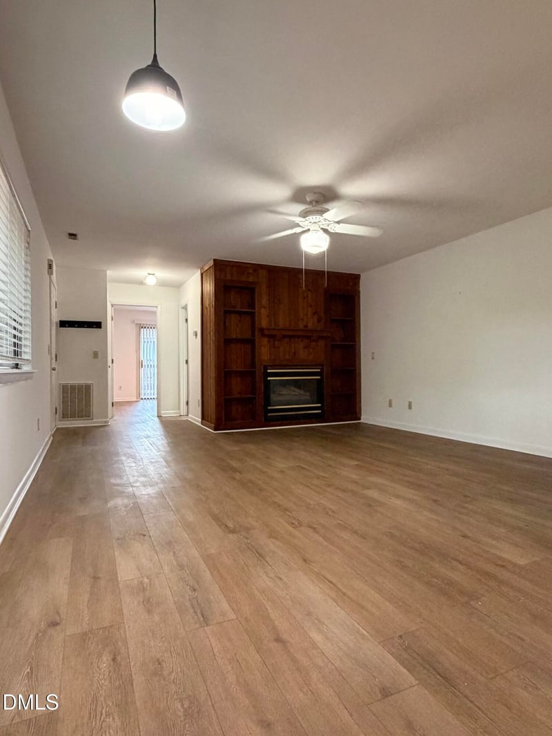 366 Summerwalk Cir, Chapel Hill, NC 27517