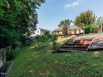 3665 Watkins Ridge Ct, Raleigh, NC 27616
