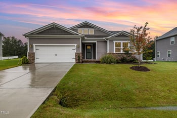 367 Fast Pitch Ln, Four Oaks, NC 27524