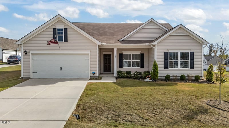 367 Fenella Dr, Four Oaks, NC 27524