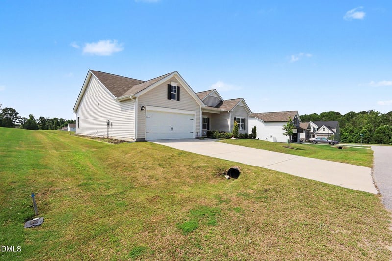367 Fenella Dr, Four Oaks, NC 27524