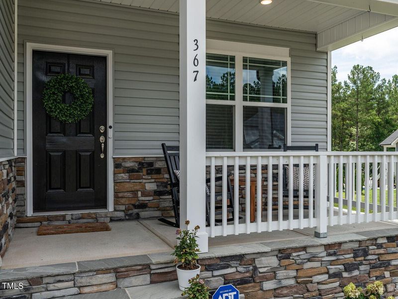 367 Star Valley Dr, Angier, NC 27501