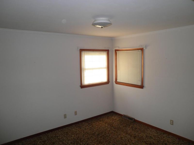 3671 Maple Ave, Burlington, NC 27215