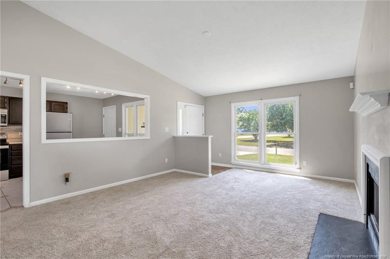 3672 Highgate Dr, Hope Mills, NC 28348