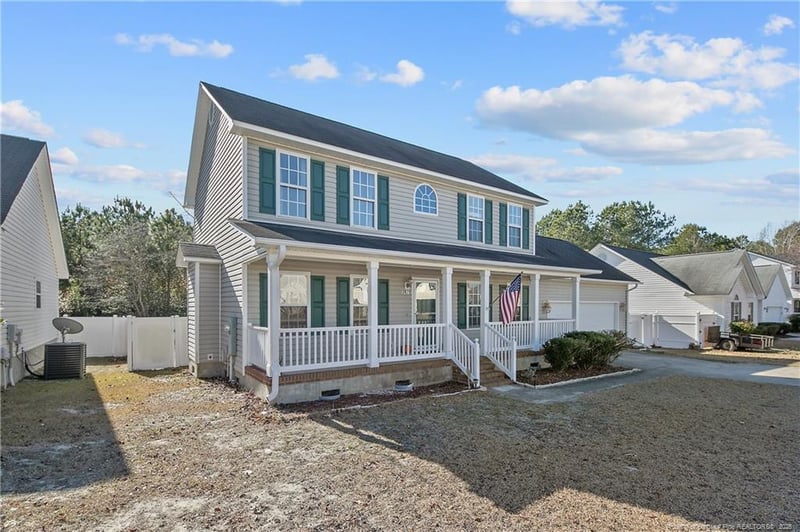 3679 Pioneer Dr, Hope Mills, NC 28348