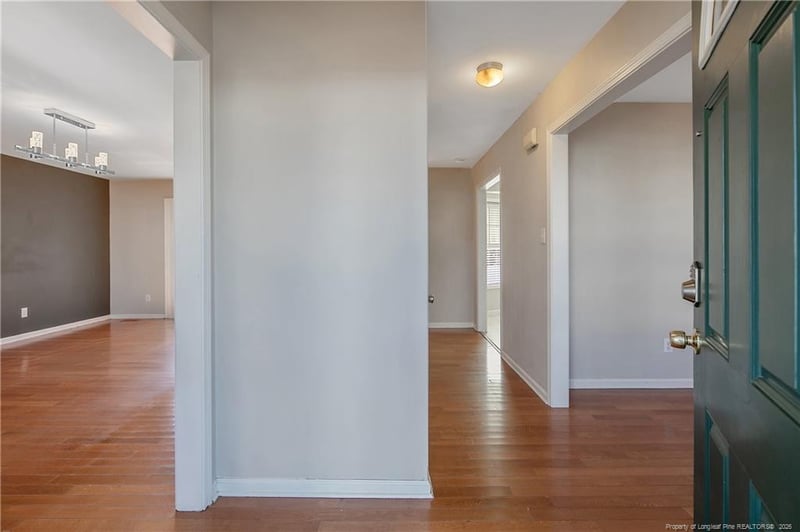 3679 Pioneer Dr, Hope Mills, NC 28348