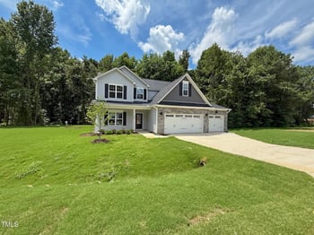 368 Abingdon Farms Dr, Selma, NC 27576