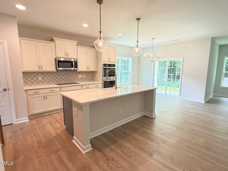 368 Abingdon Farms Dr, Selma, NC 27576