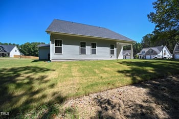 368 Abingdon Farms Dr, Selma, NC 27576
