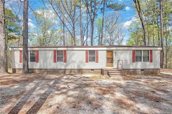 368 Kitimat Ct, Fayetteville, NC 28311