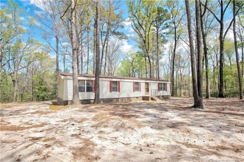 368 Kitimat Ct, Fayetteville, NC 28311