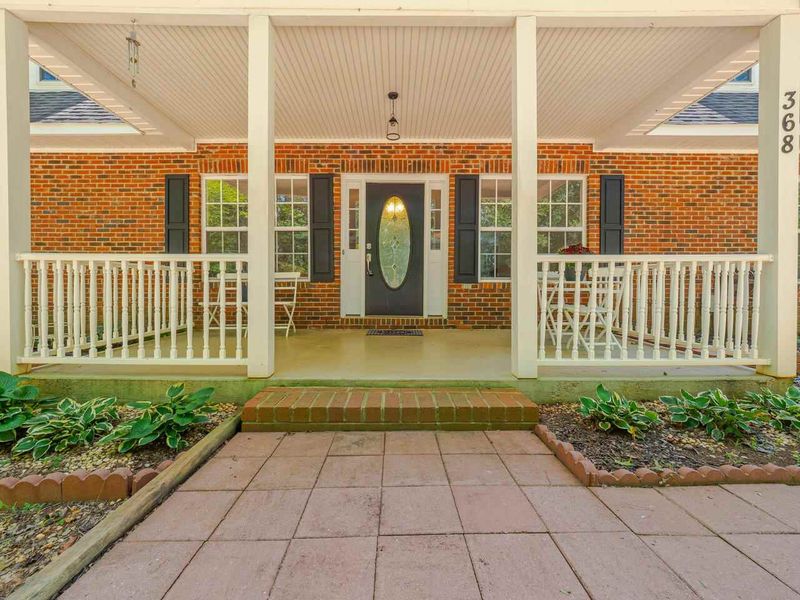 368 Shawnee Dr, Louisburg, NC 27549