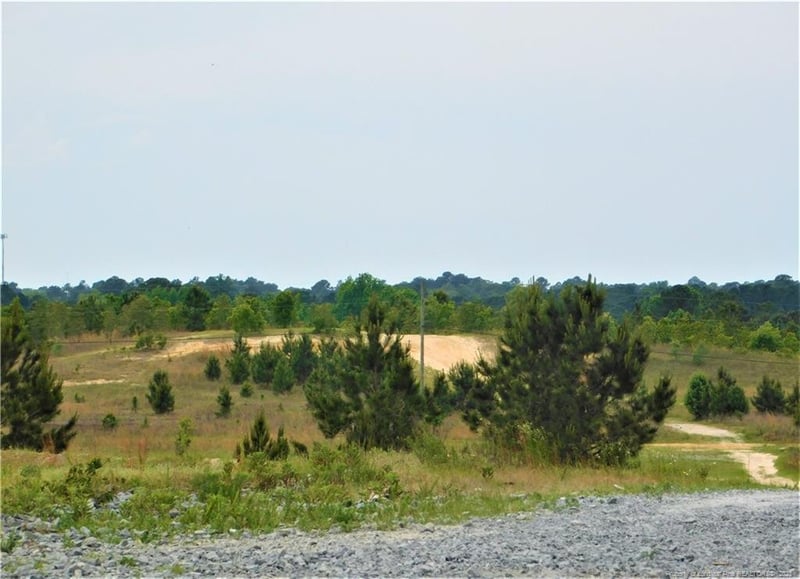 3680 Elk Rd, Hope Mills, NC 28348