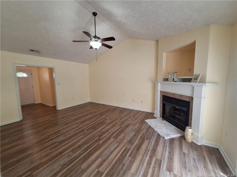 3681 Pioneer Dr, Hope Mills, NC 28348