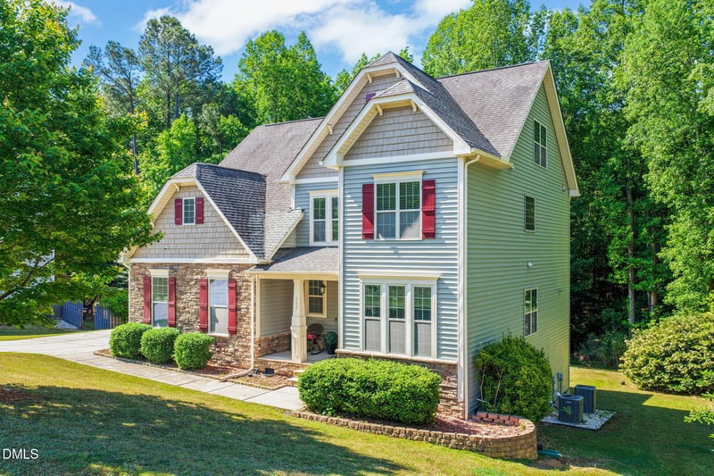 369 Ainsley Ct, Clayton, NC 27527