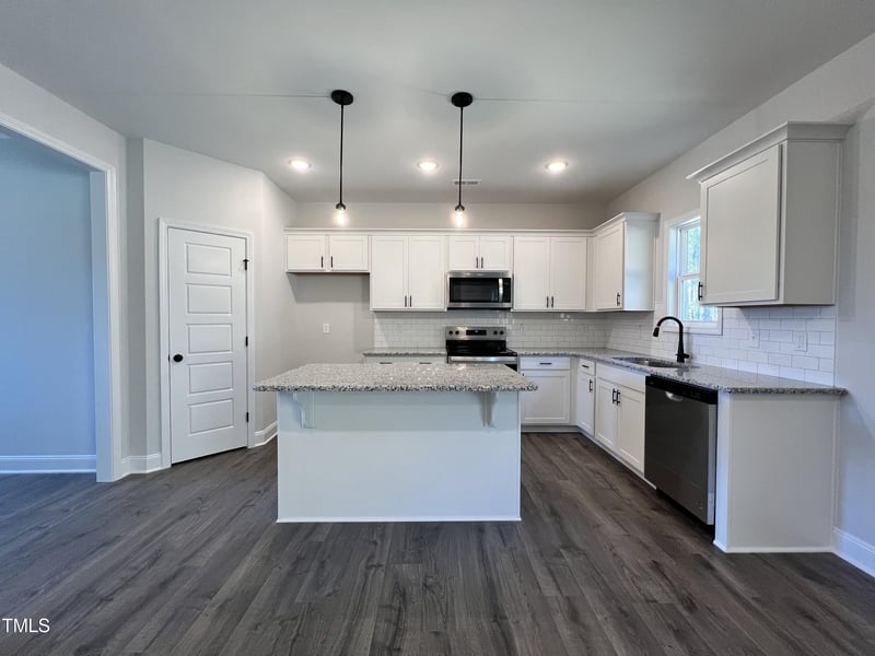 369 E Clydes Point Way, Wendell, NC 27591