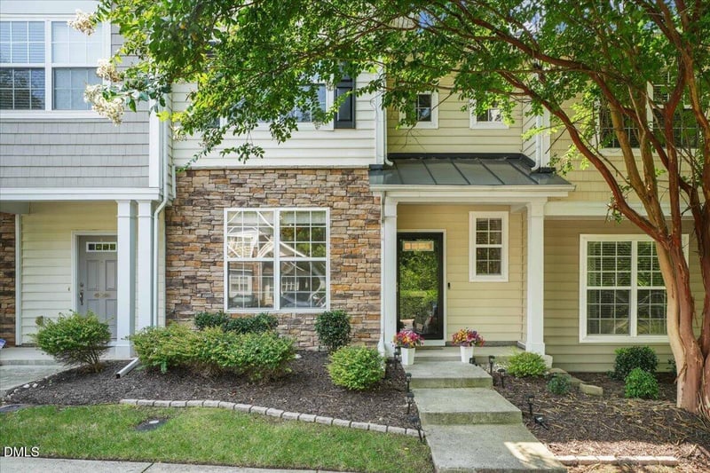 369 Red Elm Dr, Durham, NC 27713