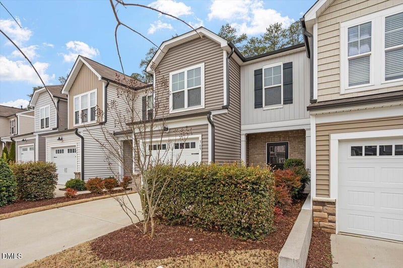 369 White Oak Ridge Dr, Garner, NC 27529