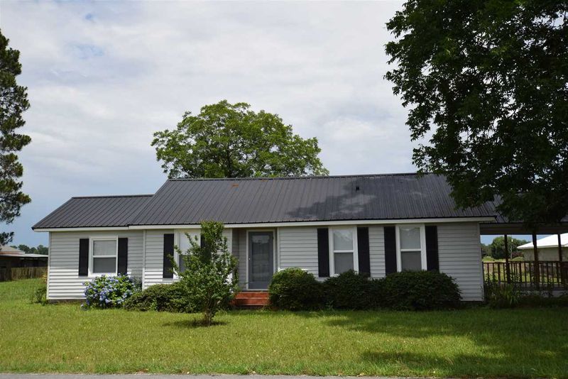 3690 Easy St, Dunn, NC 28334