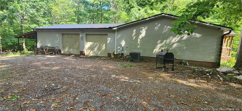 3694 Buckhorn Rd, Sanford, NC 27330
