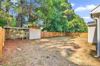 3696 Pioneer Dr, Hope Mills, NC 28348