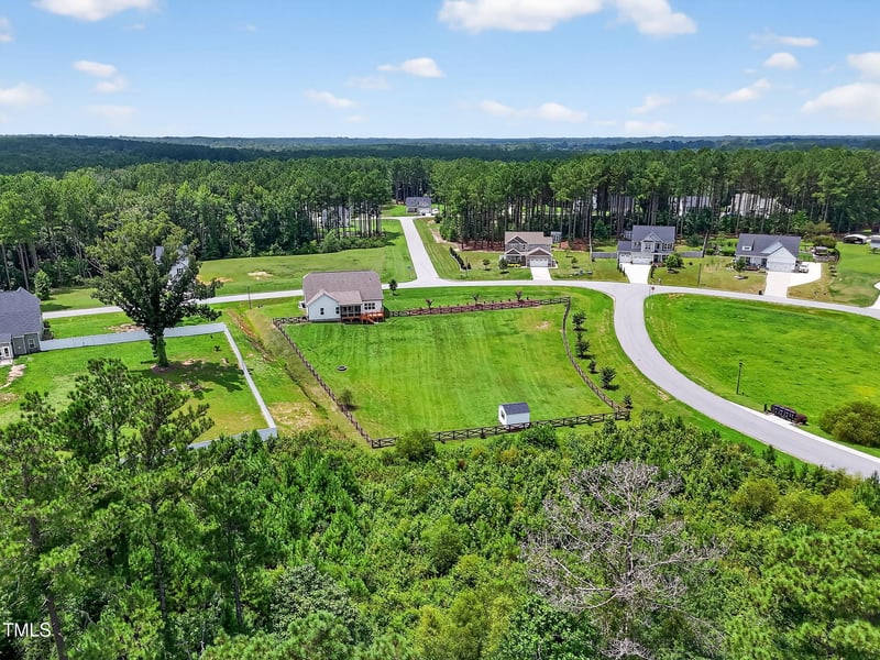 37 Berg St, Smithfield, NC 27577
