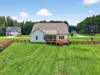37 Berg St, Smithfield, NC 27577