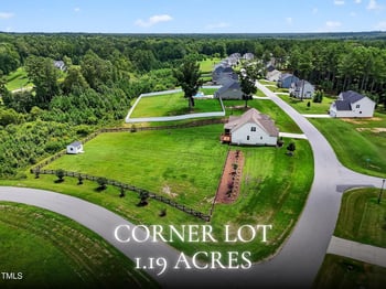 37 Berg St, Smithfield, NC 27577