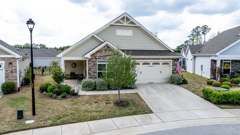 37 Blue Spruce Cir, Clayton, NC 27527