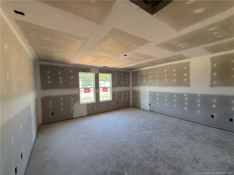 37 Boston River Dr, Dunn, NC 28334