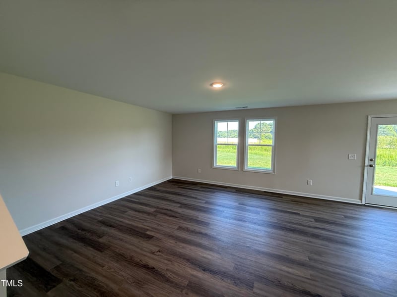 37 Chloe Ct, Selma, NC 27576